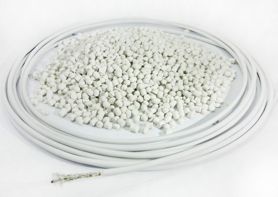 Poli cloruro di vinile del composto ignifugo del PVC 1.39g/Cm3 per cavo e fune