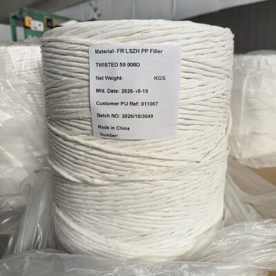 cordone bianco per il riempimento interno di un cavo.